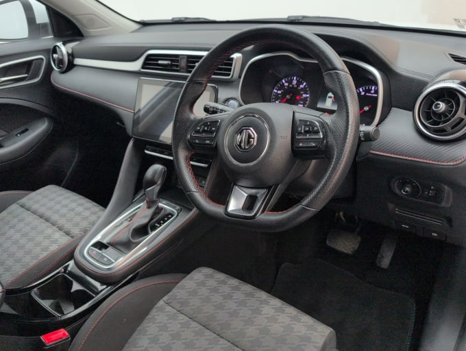 2025 Mg Mg Zs