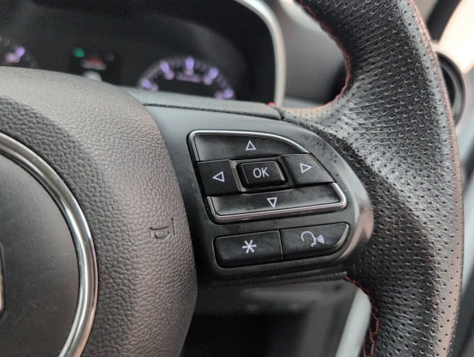 2025 Mg Mg Zs