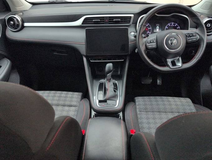 2025 Mg Mg Zs