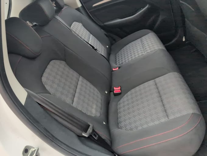2025 Mg Mg Zs