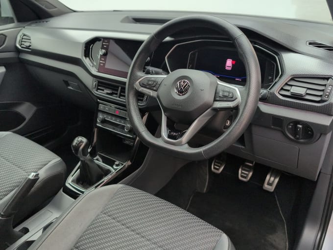 2025 Volkswagen T-cross