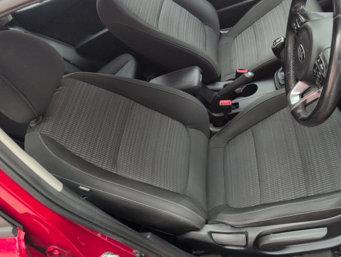 2025 Kia Stonic