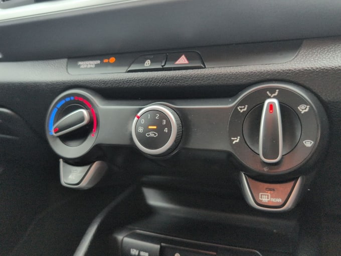 2025 Kia Stonic