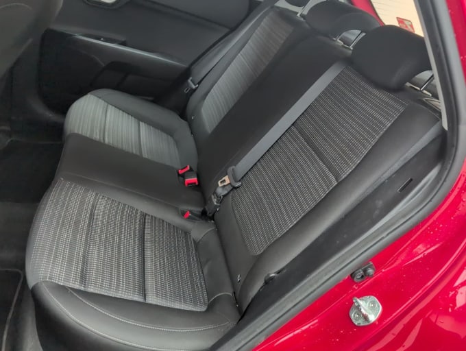 2025 Kia Stonic