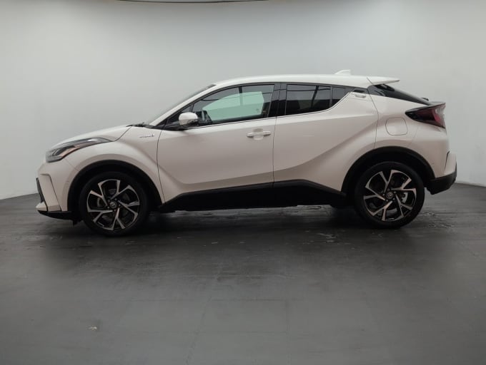 2025 Toyota C-hr