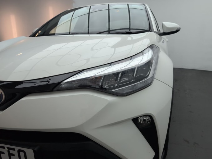 2025 Toyota C-hr