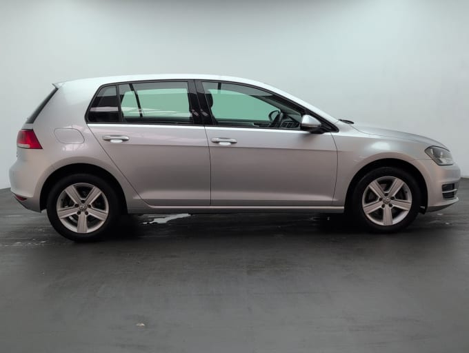 2025 Volkswagen Golf