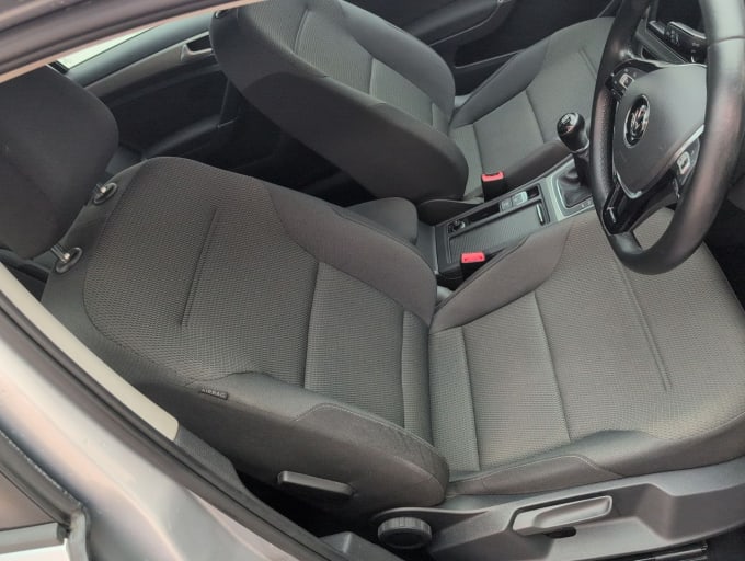 2025 Volkswagen Golf