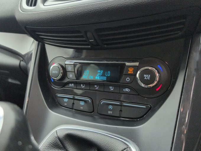 2025 Ford Kuga
