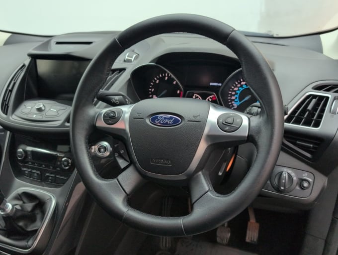 2025 Ford Kuga