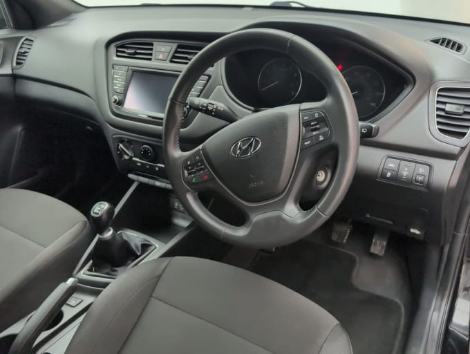 2025 Hyundai I20