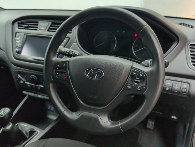 2025 Hyundai I20