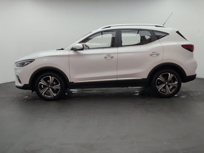 2025 Mg Mg Zs
