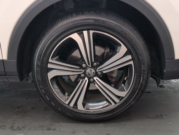 2025 Mg Mg Zs
