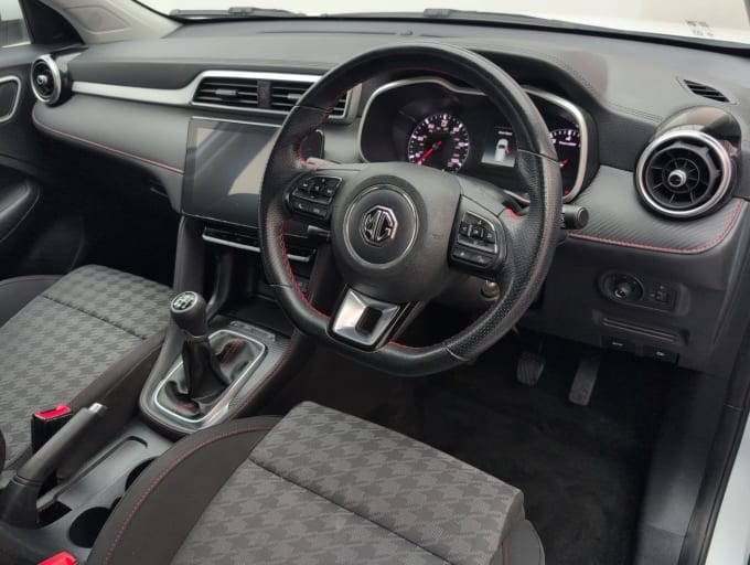 2025 Mg Mg Zs