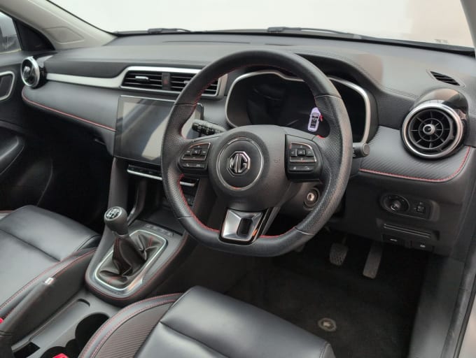 2025 Mg Mg Zs