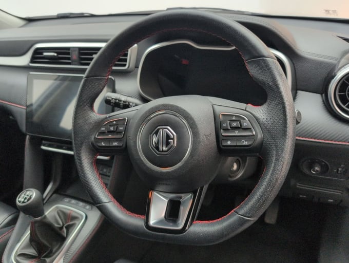 2025 Mg Mg Zs