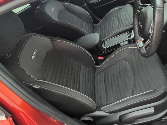 2025 Kia Proceed