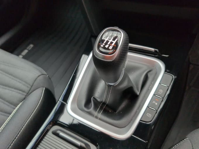 2025 Kia Proceed