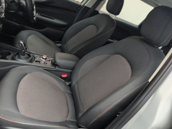 2025 Mini Clubman