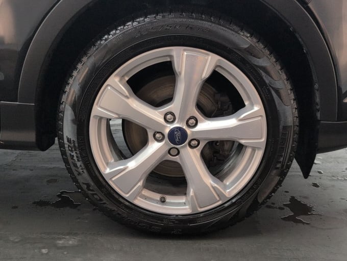 2025 Ford Kuga