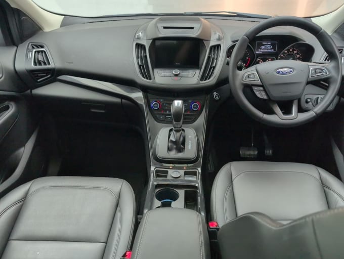2025 Ford Kuga