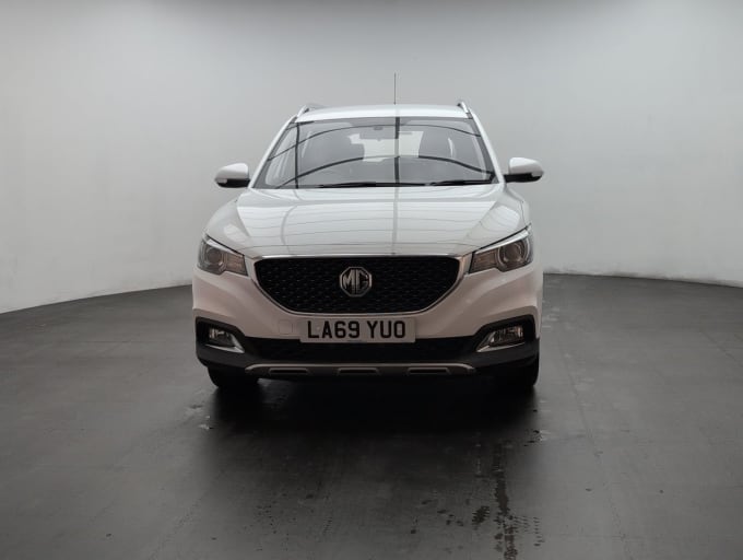 2025 Mg Mg Zs