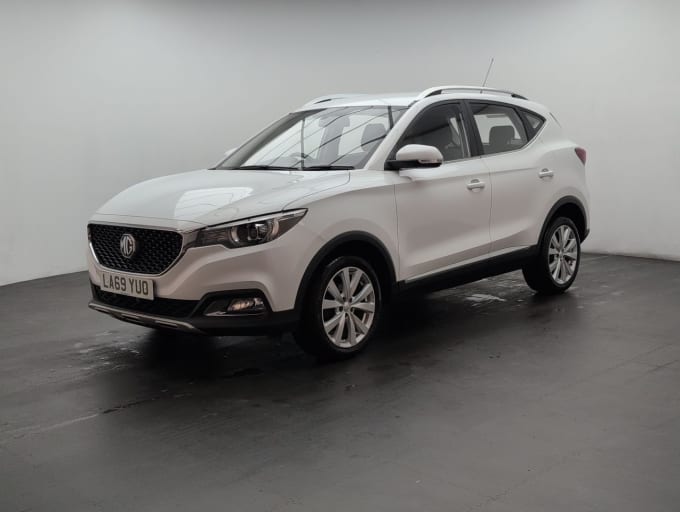 2025 Mg Mg Zs