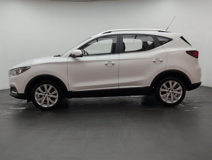 2025 Mg Mg Zs