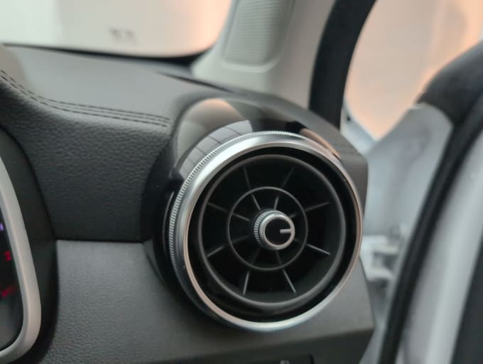 2025 Mg Mg Zs