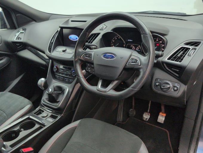 2025 Ford Kuga