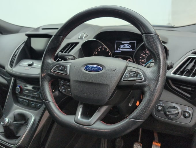 2025 Ford Kuga