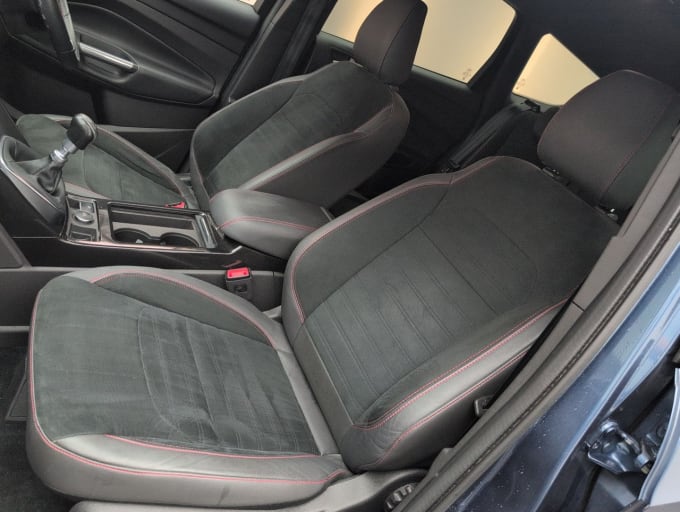 2025 Ford Kuga