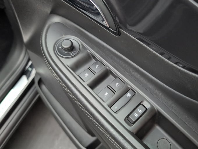 2025 Vauxhall Mokka X
