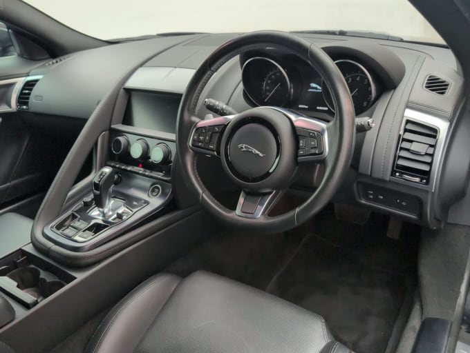 2025 Jaguar F-type