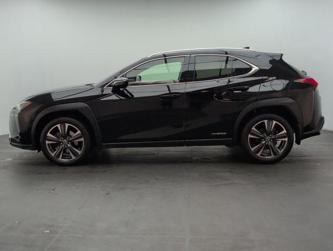 2025 Lexus Ux
