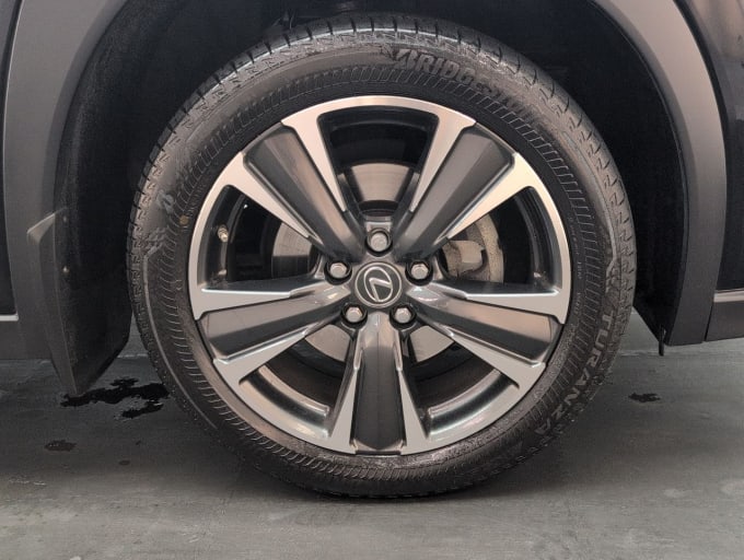 2025 Lexus Ux