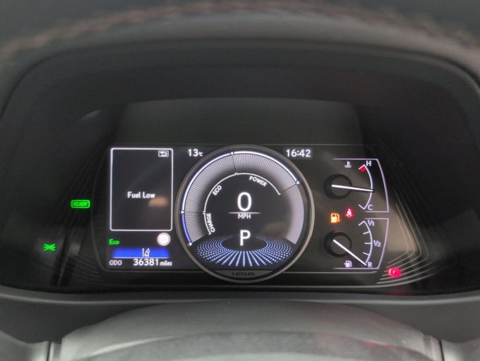 2025 Lexus Ux
