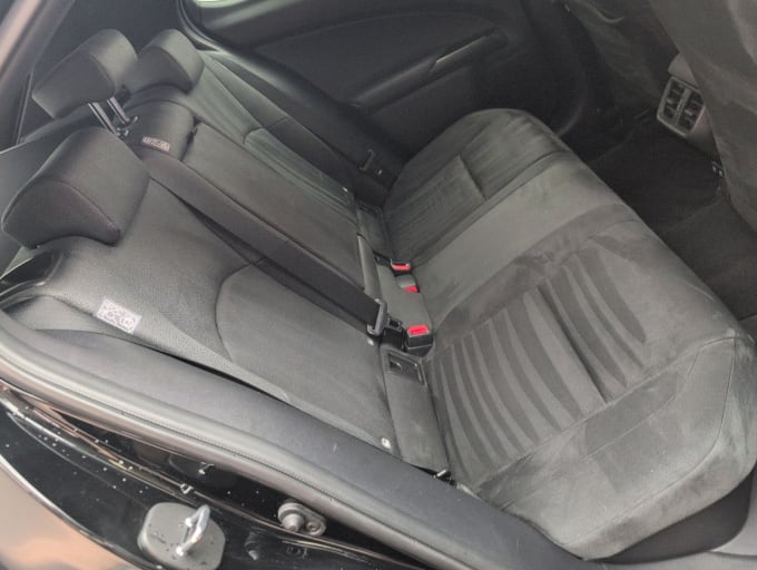 2025 Lexus Ux