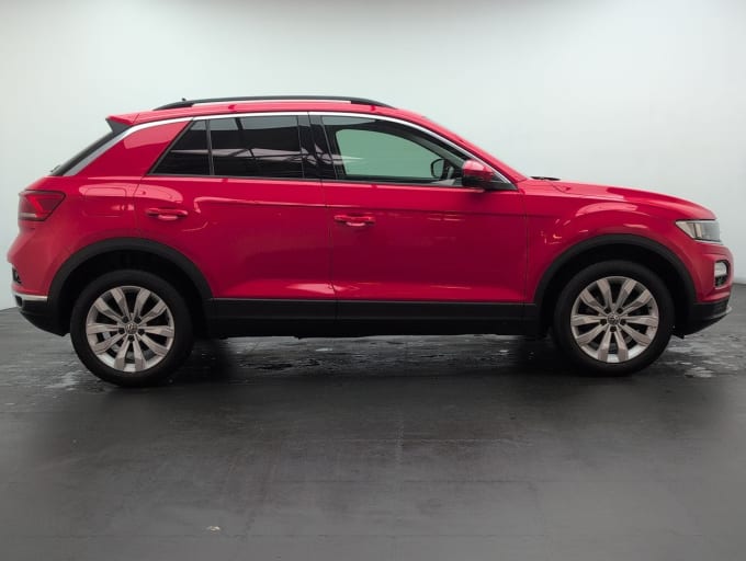 2025 Volkswagen T-roc