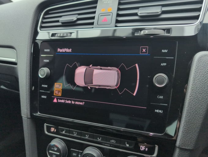 2025 Volkswagen Golf