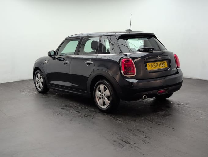 2025 Mini Hatch