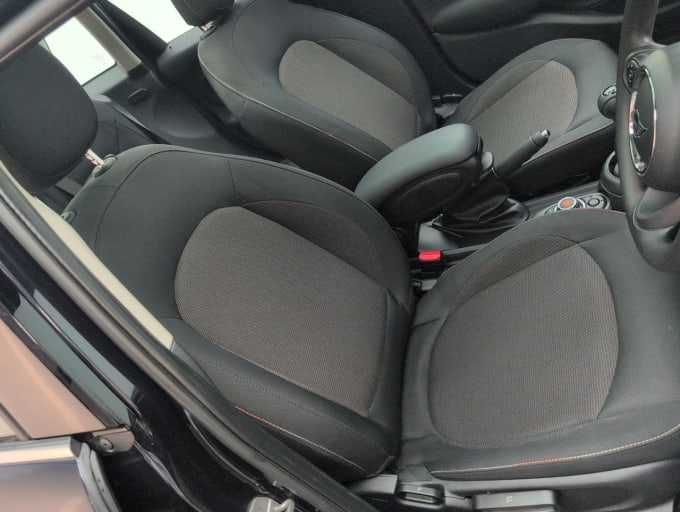 2025 Mini Hatch