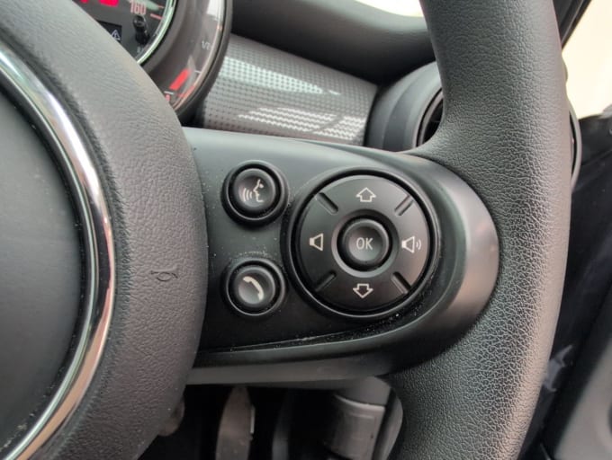 2025 Mini Hatch