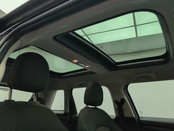 2025 Mini Hatch