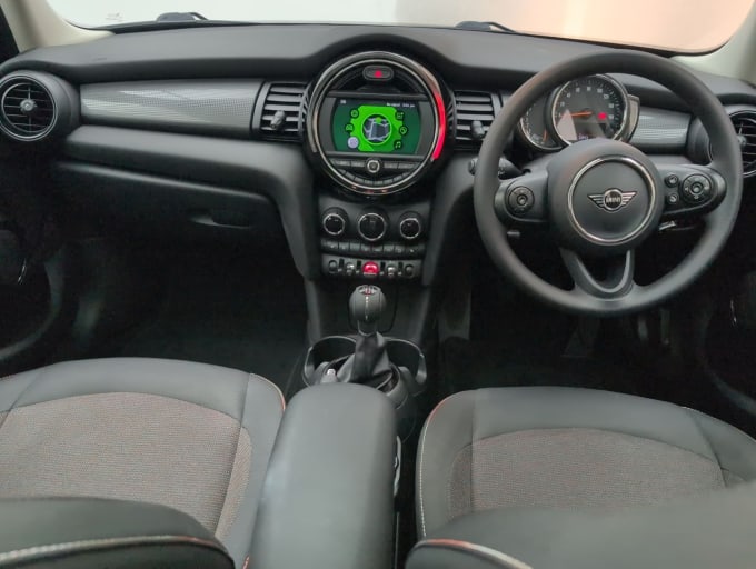 2025 Mini Hatch