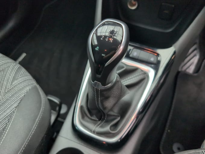 2025 Vauxhall Crossland X