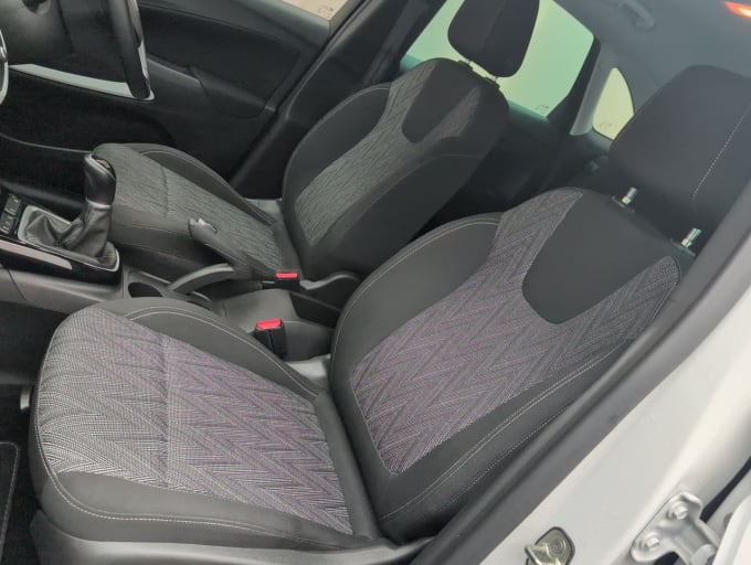 2025 Vauxhall Crossland X