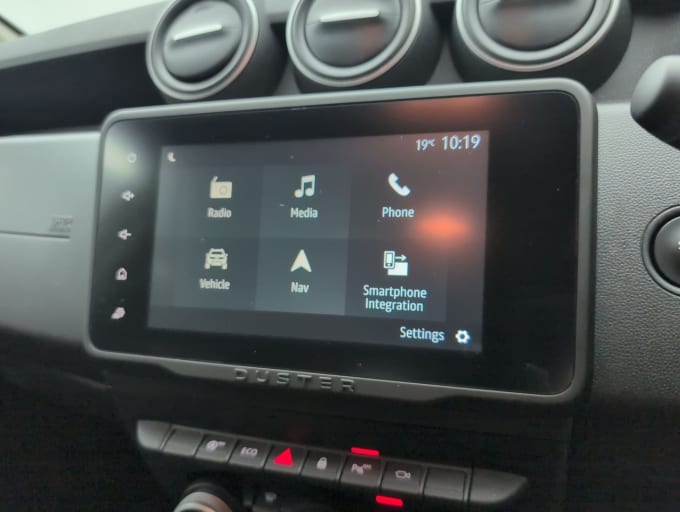 2025 Dacia Duster