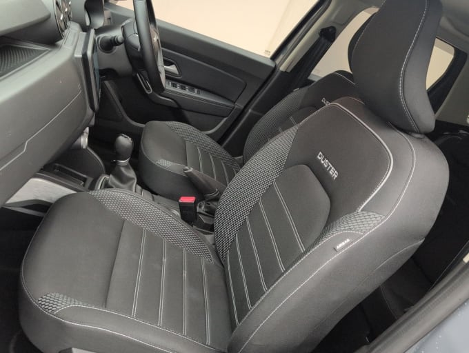 2025 Dacia Duster